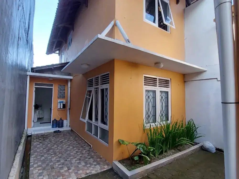 Dijual rumah semi furnishead dekat beberapa kampus dan fasum lokasi Ngabean Wetan, Sinduharjo sleman yogyakarta