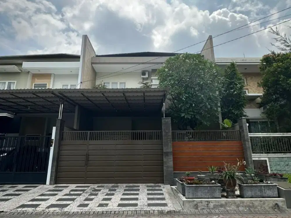 Rumah 2 Lantai Bagus Furnished SHM di Galaxy Bumi Permai Araya