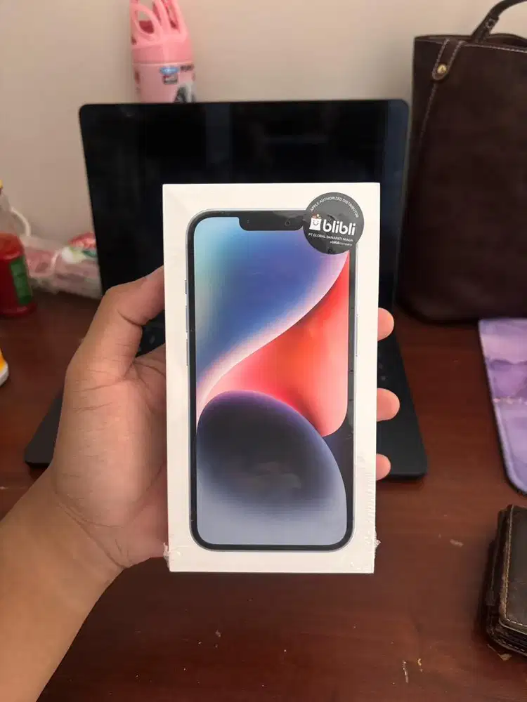 Iphone 14 Biru 128 gb New Segel garansi Bli bli