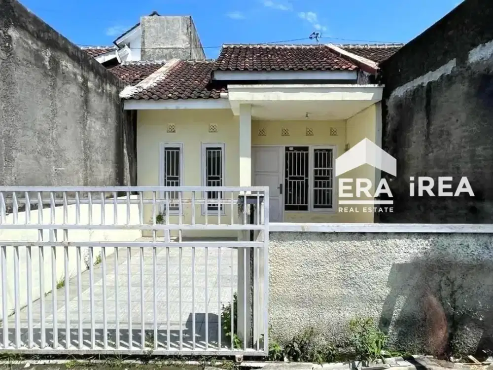 DIJUAL RUMAH MURAH DEKAT LUWES GENTAN DAN PUSAT BISNIS SOLO BARU