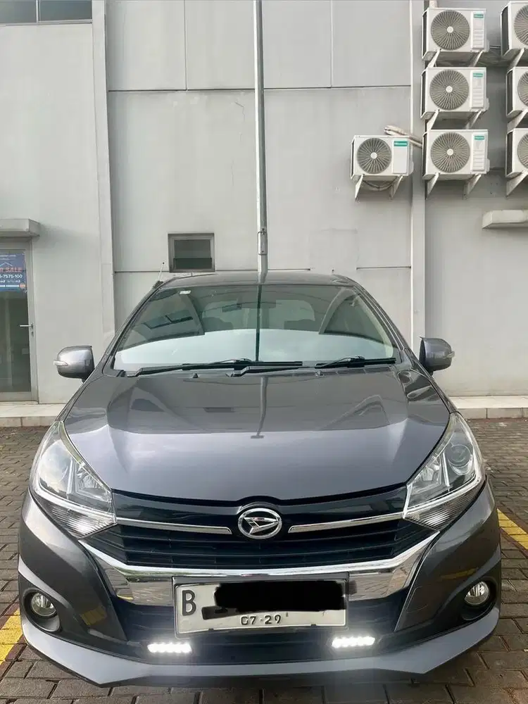 Dijual Ayla R 2019 Km Rendah