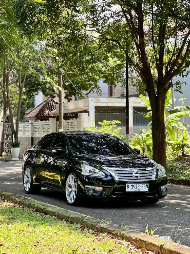 Nissan Teana 2.5 XV 2015 Sunroof
