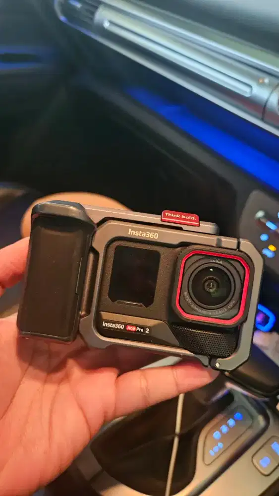 Dijual Insta360 ace pro 2