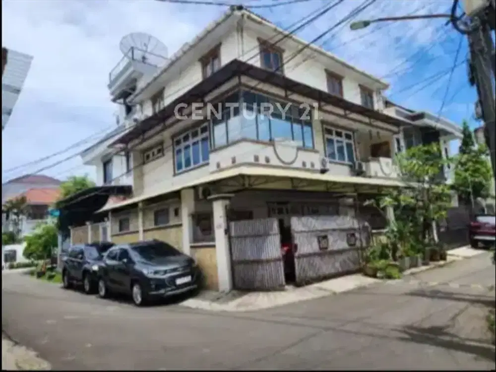 RUMAH SUNTER AGUNG LOKASI STRATEGIS BANGUNAN 3 LANTAI