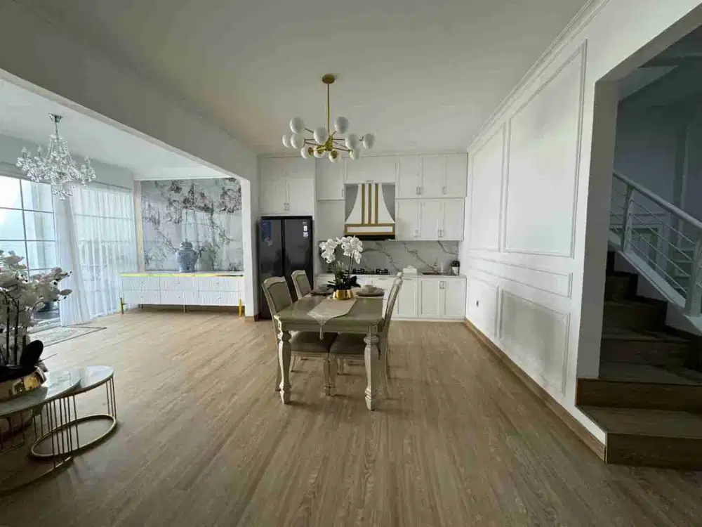 JUAL CEPAT De Latinos BSD City Rumah 3 Lantai Siap Huni 5,4 M