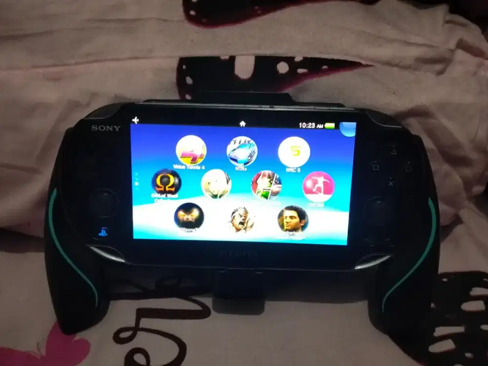 SONY PSVITA FAT PORTABLE
