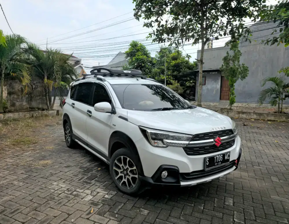 Suzuki XL7 Beta Manual Warna Putih Mutiara istimewa