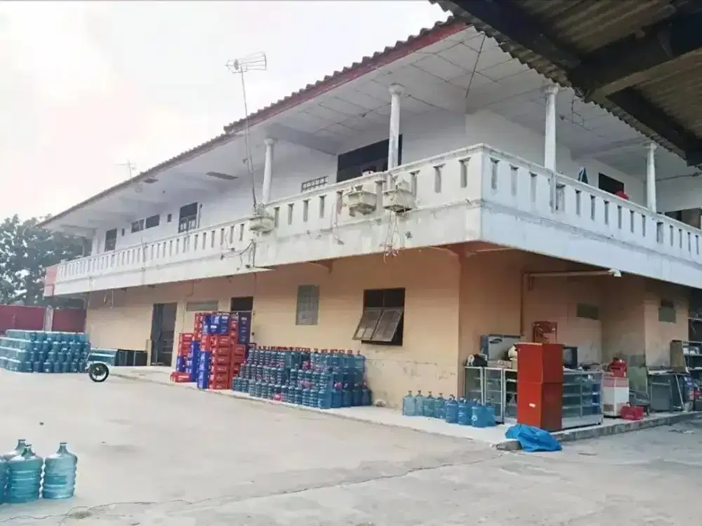 Rumah + Tempat Usaha Dijual – Lokasi Strategis Duren Sawit, JakTim