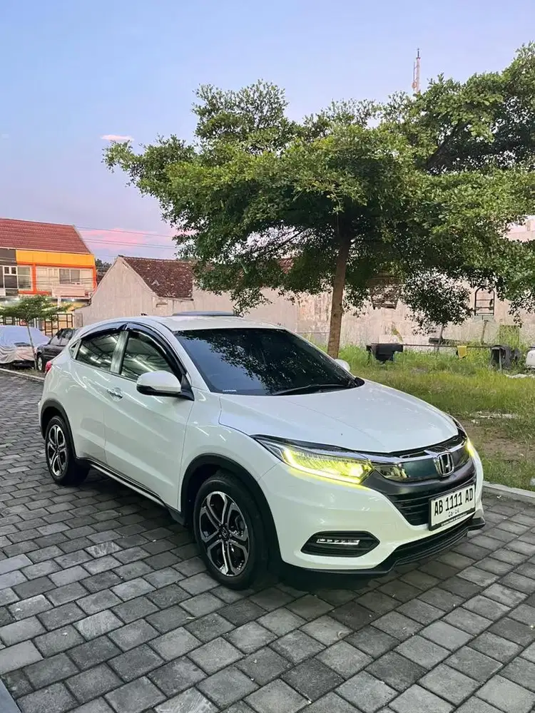 Hrv SE 2021 AB tangan 1 istimewa