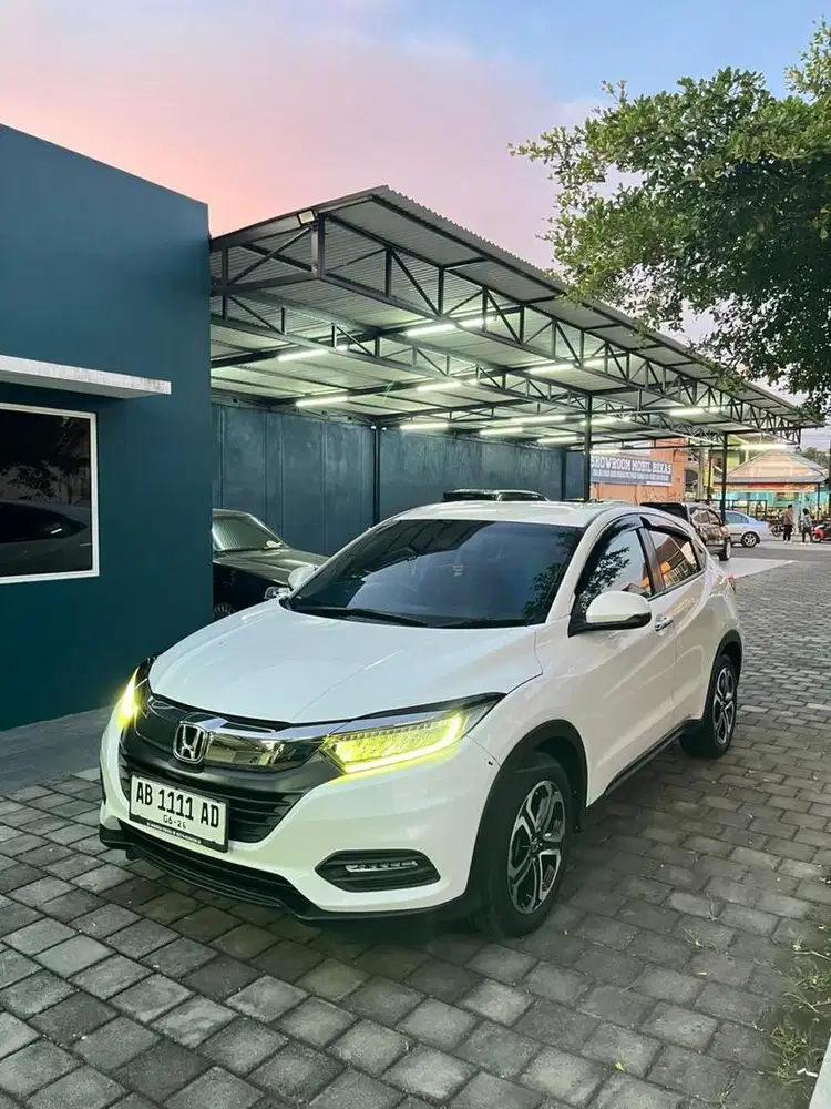 Hrv SE 2021 AB tangan 1 istimewa