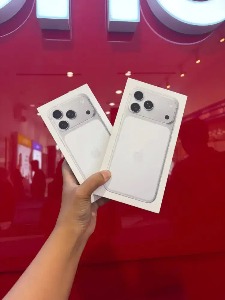 READY IPHONE 17PROMAX  SILVER