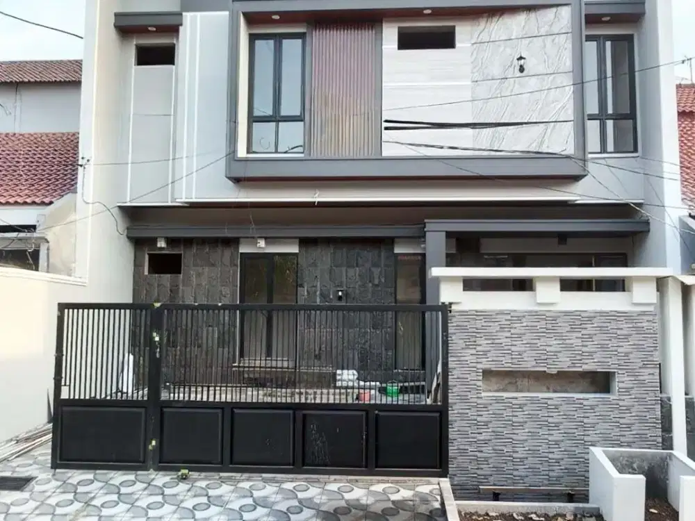 Dijual Rumah di Manyar Jaya Praja