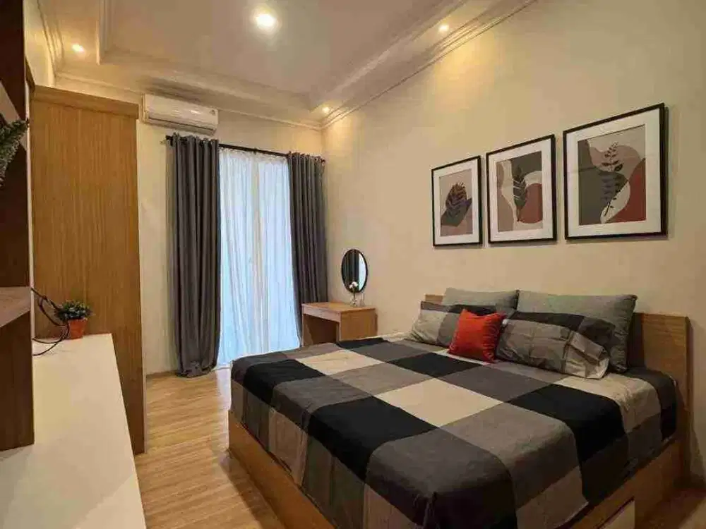 Rumah Sebelah Pakuwon City Mall Like Apartment
Tinggal Bawa Koper
Dijual rumah cantik di GRIYA ASRI, PAKUWON CITY