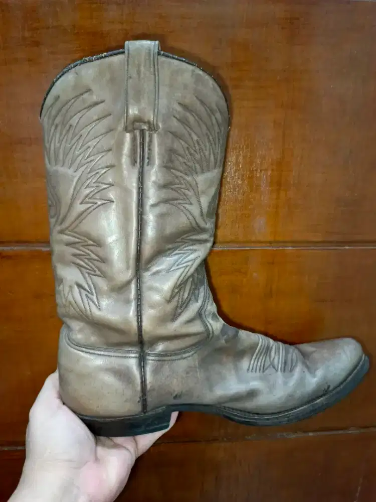 Sepatu bot Western atau Cowboy, vintage size 42