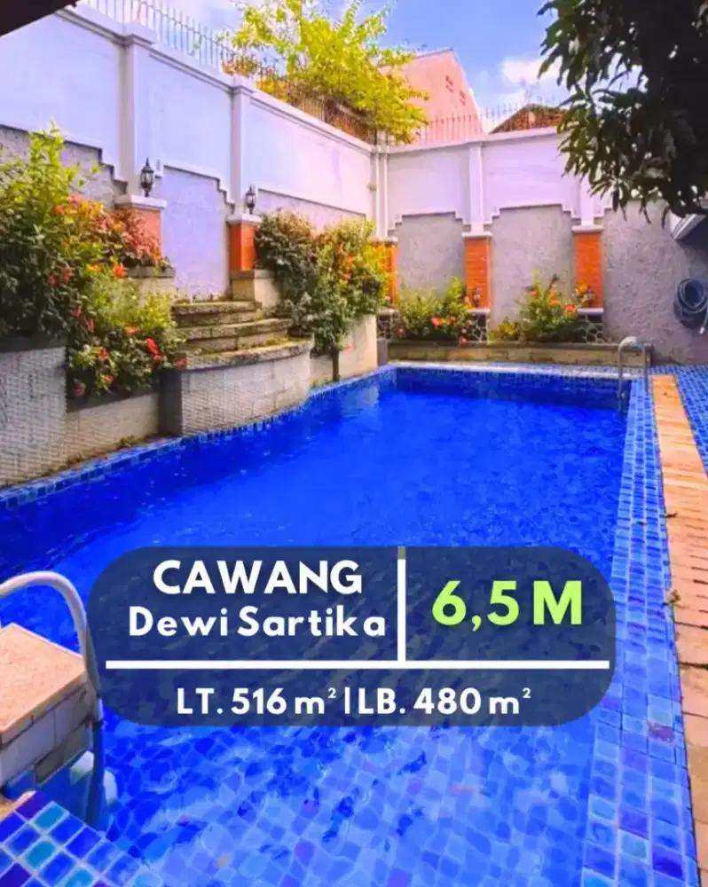 Dijual murah rumah ada kolam renangnya