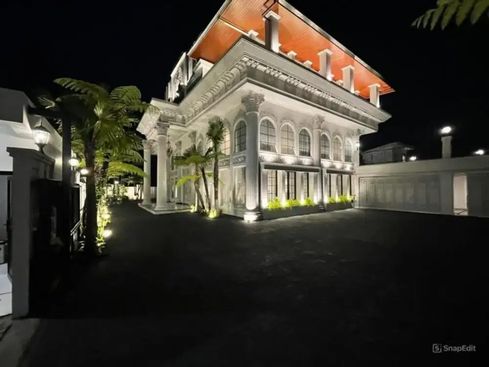 RUMAH MEWAH 2 LANTAI FULL FURNISHED NYAMAN SIAP HUNI DI SETIABUDI BANDUNG