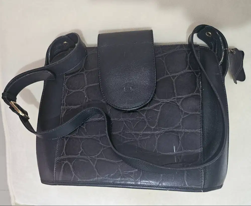 Preloved Tas Aigner Original