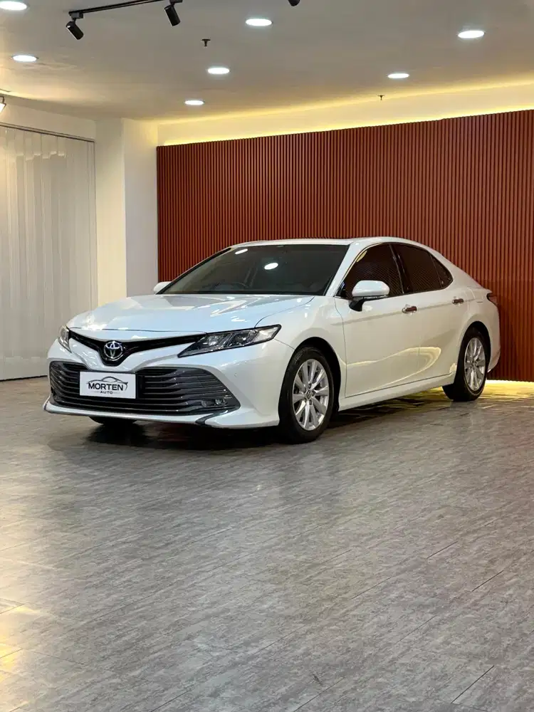 Toyota Camry 2.5 V 2019