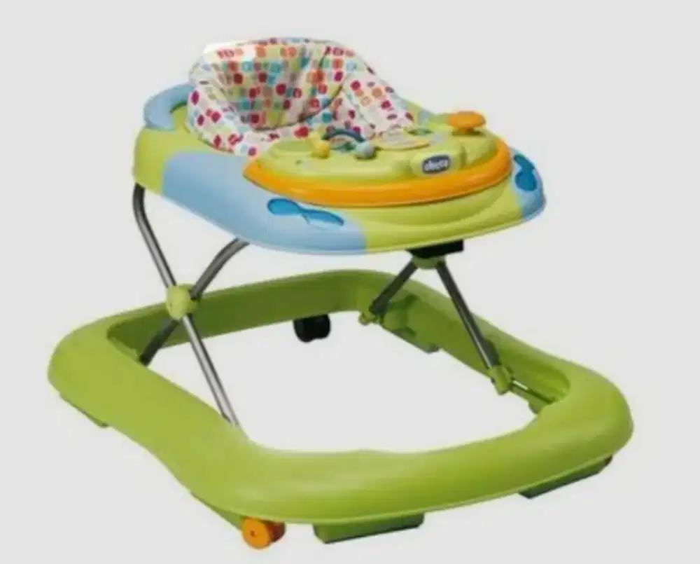 - new buka dus - baby walker chicco