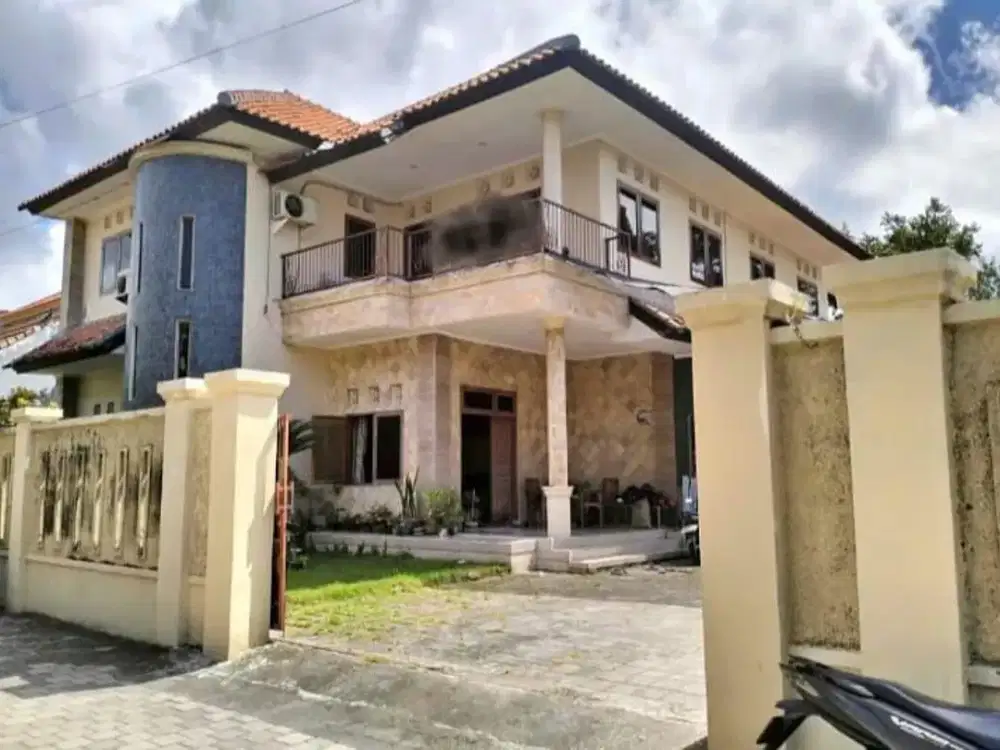 Di Jual Rumah Mewah - Lokasi Nangka Utara, Denpasar