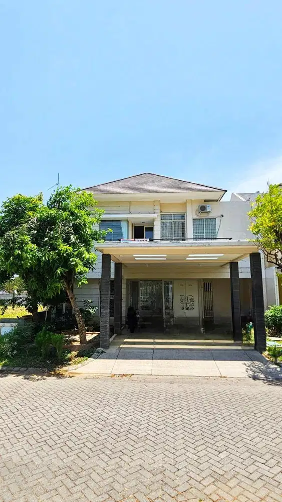 DIJUAL RUMAH PAKUWON CITY MALIBU BEACH PERLU RENOV DIKIT CAHAYA BAGUS