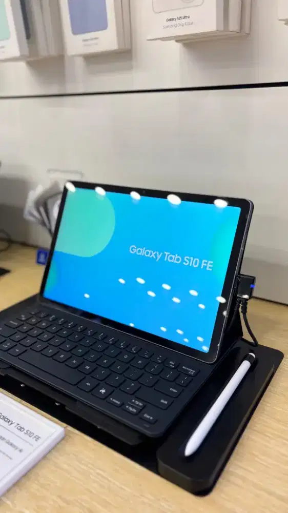 SAMSUNG TAB S10 FE Wifi 8/128 Rp 7.098.000 GRATIS BUDS 3 FE & SPEAKER