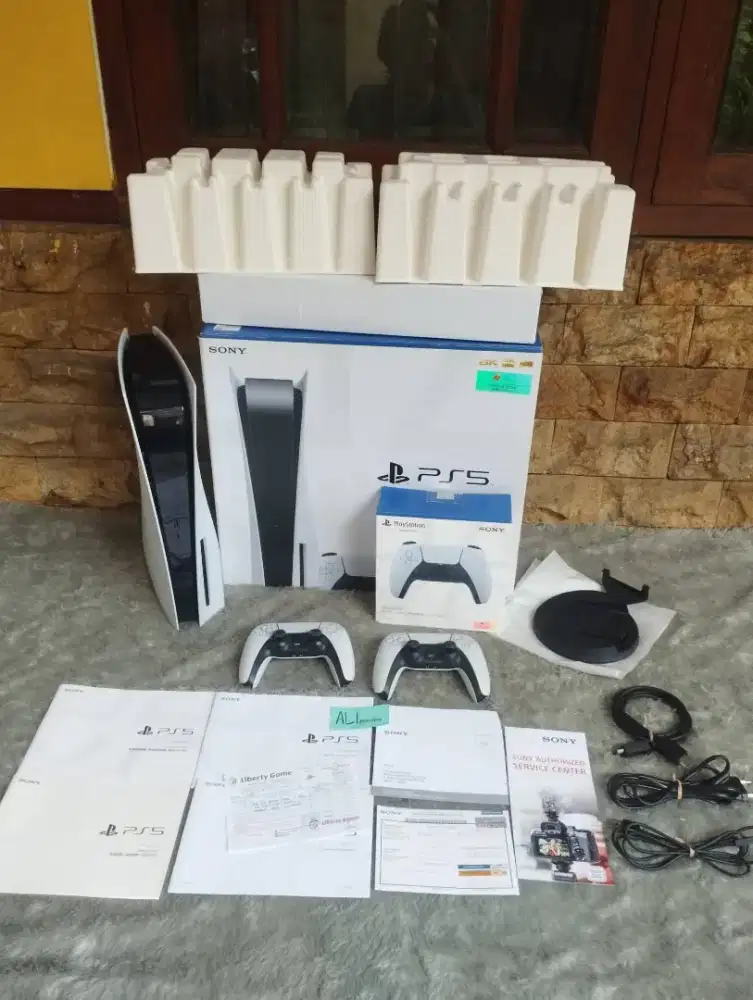 dijual Ps 5 PlayStation 4,5jt