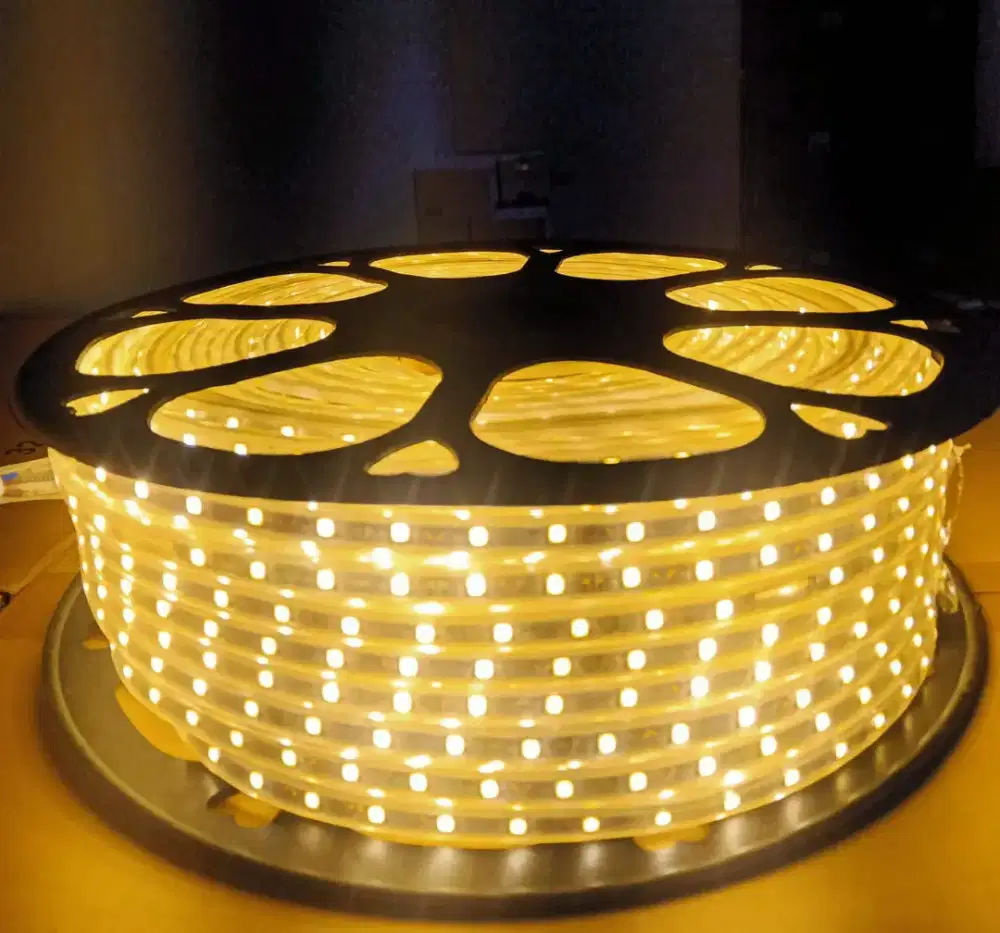 Lampu Selang Led Strip (100 Meter)