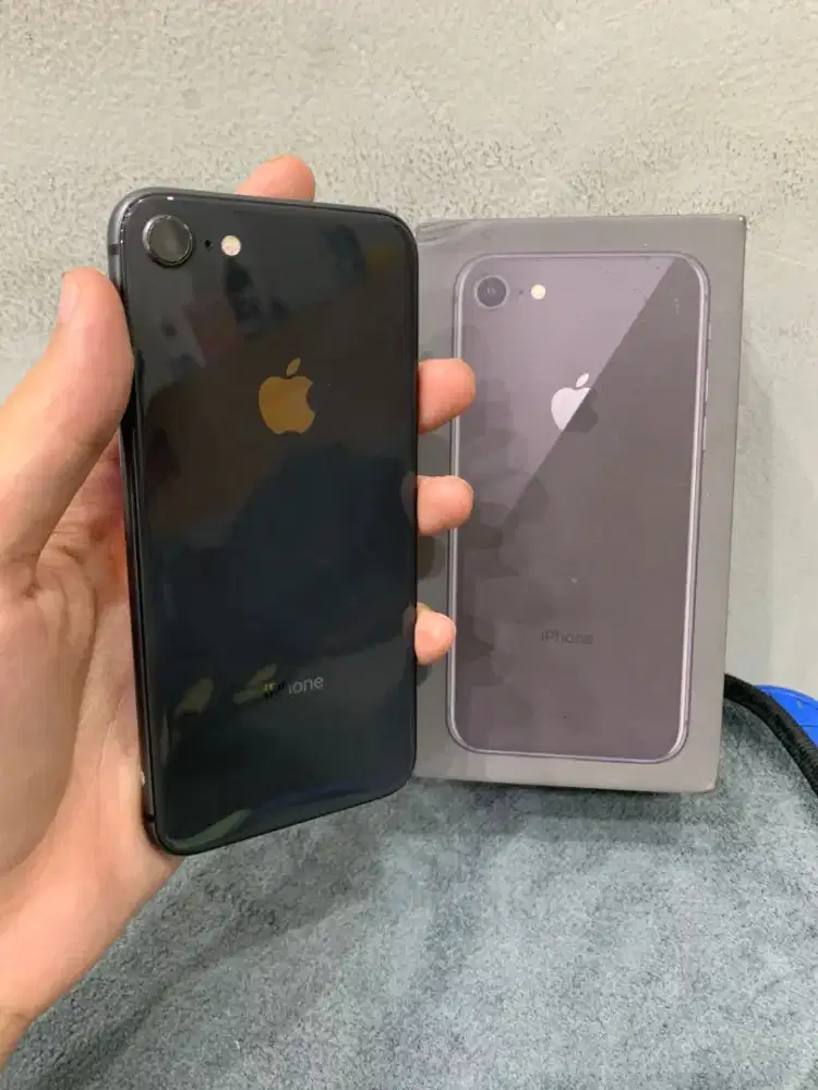 iPhone 8 64gb All Operator, Fullset, Nominus, Siap Pakai