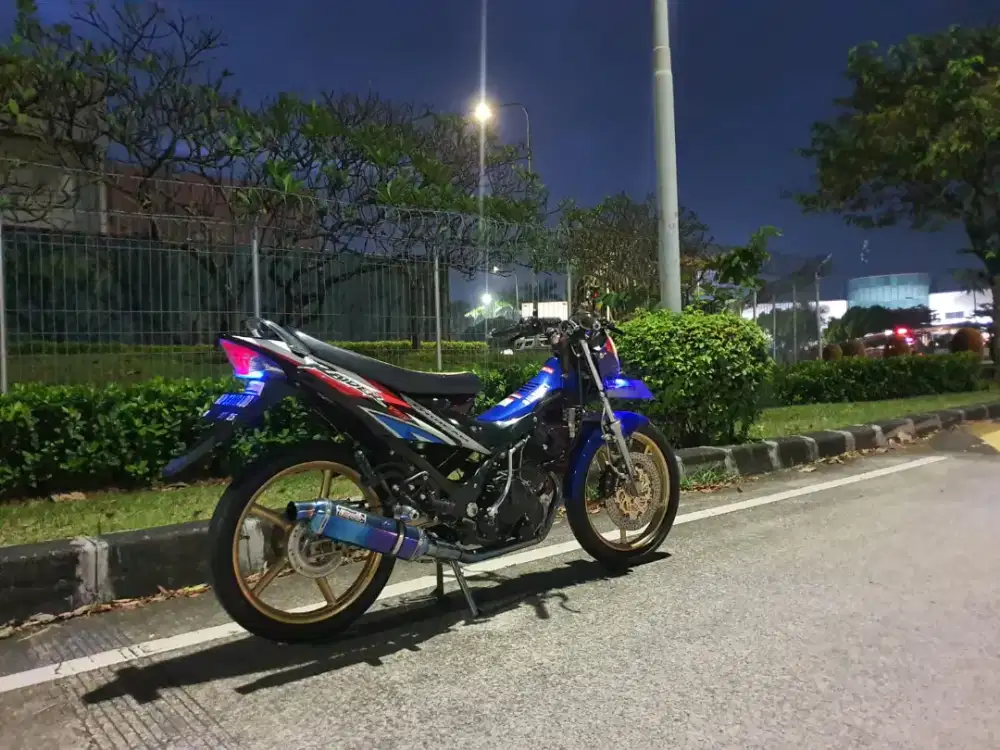 Di jual motor satria FU