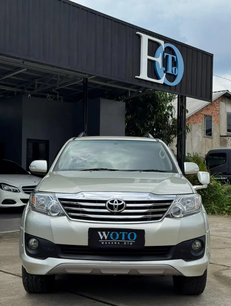 [ DP 35 jt ] TOYOTA Fortuner 2.5 G TRD MT Diesel 2012