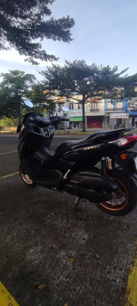 Nmax hitam 2022 jarang dipakai kilometer rendah