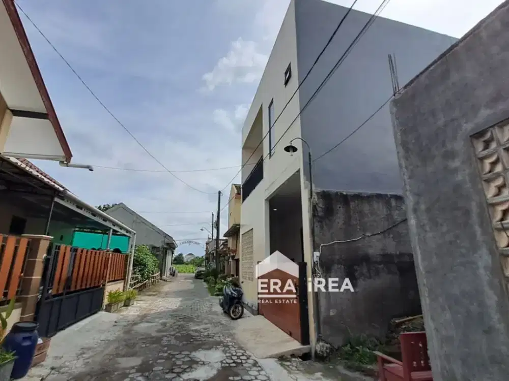 RUMAH DIJUAL DI COLOMADU DEKAT UMS