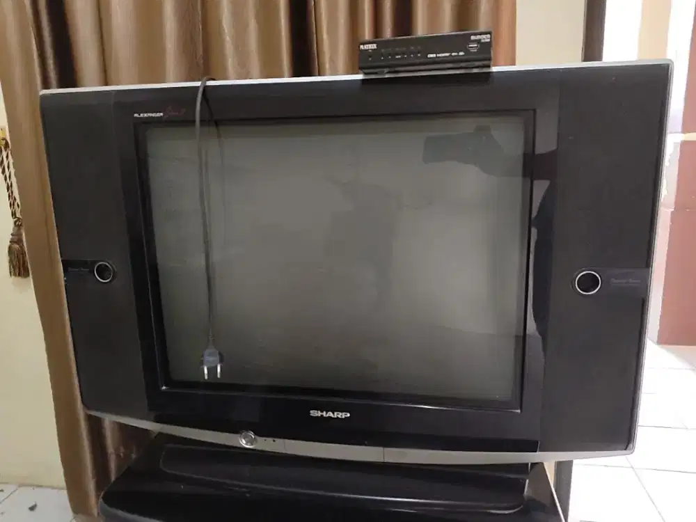 Dijual TV Tabung Sharp Alexander Slim 29 Inch - Bonus STB & Meja