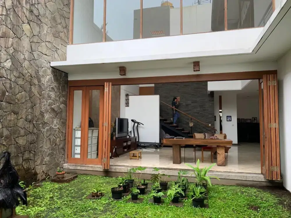 Dijual Rumah di Mainroad Batununggal dkt Rs. Mayapada, Tol Buah Batu, PLN Moh. Toha. STT Telkom, Yogya Centre