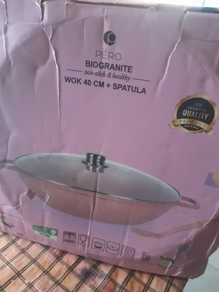 Pero wajan anti lengket ukuran 40 warna pink