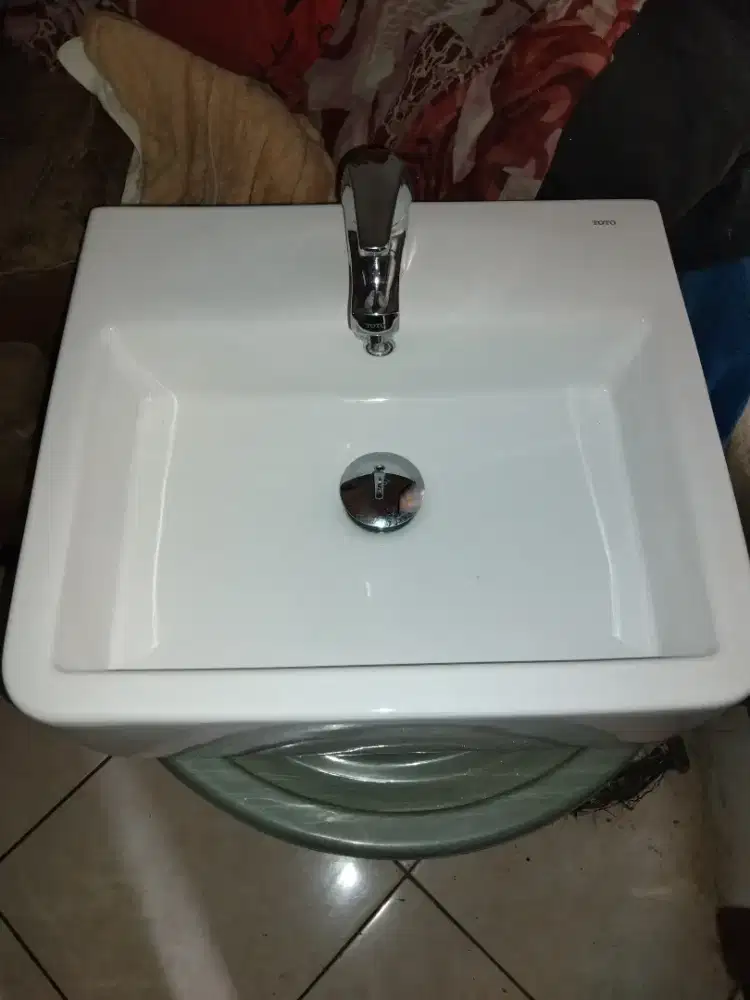 Toto - Set Wastafel 1 Tap | LW644CJ