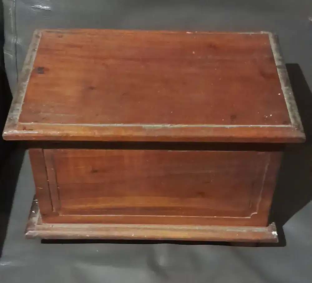 Kotak peti kayu jati