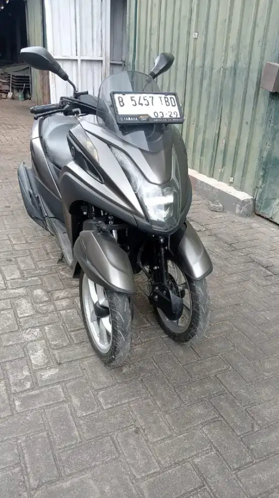 Yamaha tricity tiga roda unit langka