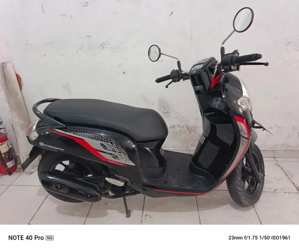 Jual beli scoopy th 2019 samping kompelik Andika hairi motor bjm