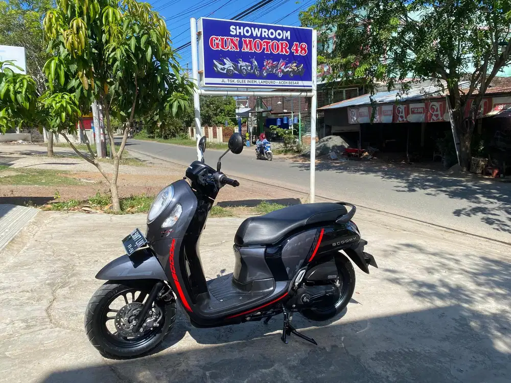 D jual honda scoopy tahun 2021