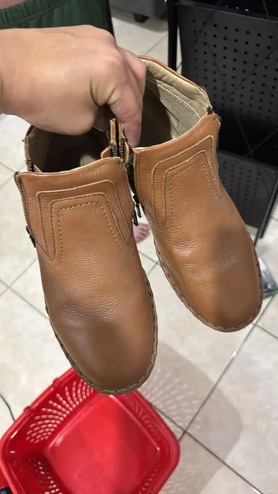 sepatu camel active like new