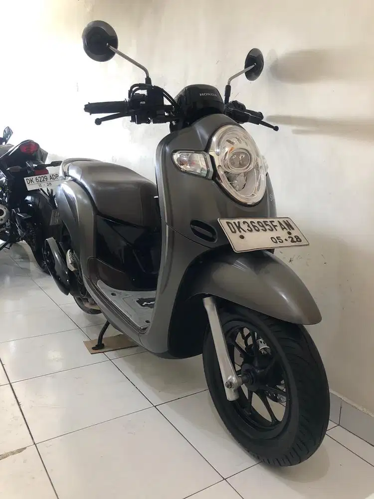 Honda Scoopy Stylish Th.2018 Grey!!
