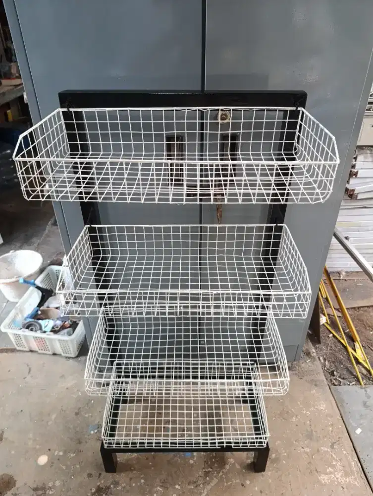 Jual rak besi second untuk display jajanan, Pamulang barat , Tangsel