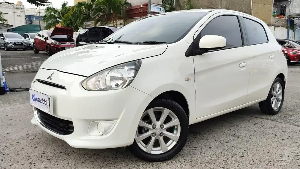 DP RENDAH - Mitsubishi Mirage 1.2 GLS Bensin-AT 2014