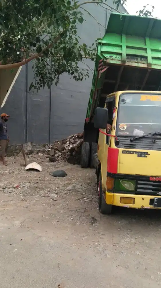 Vibro wales dumptruk crane breaker beko pc 50 excavator pc75