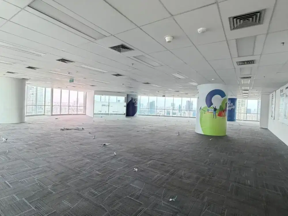 Sewa Kantor Axa Tower, Murah, Lokasi di Kuningan City Jakarta Selatan, tersedia kondisi bare, fitted, dan furnished