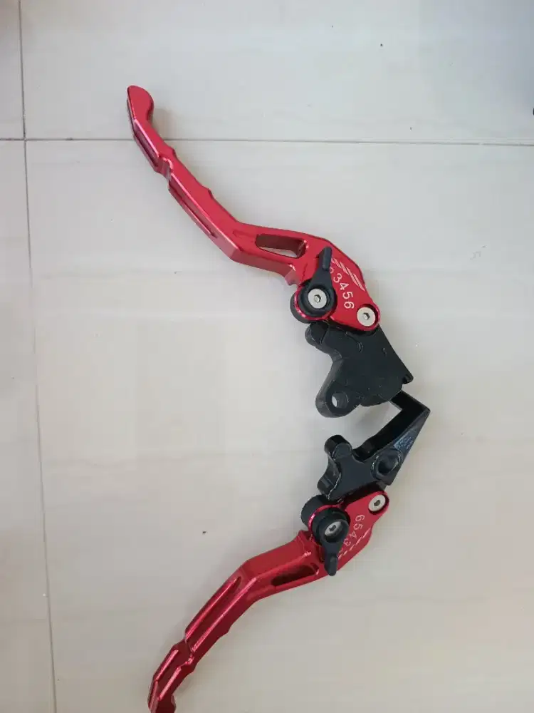 cover belakang dan handle rem