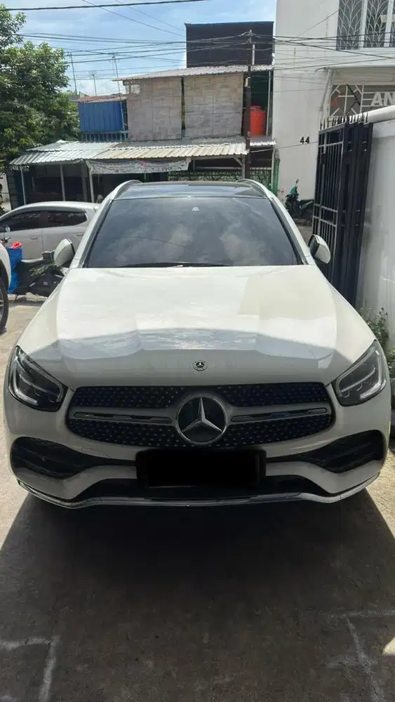 Dijual Cepat !!! Mercy GLC 200 AMG Line, termurahh !!!