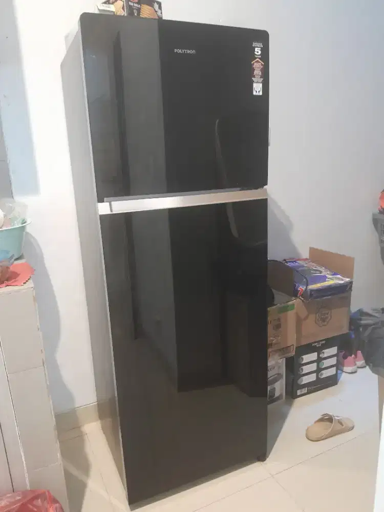 Kulkas polytron, masih bagus